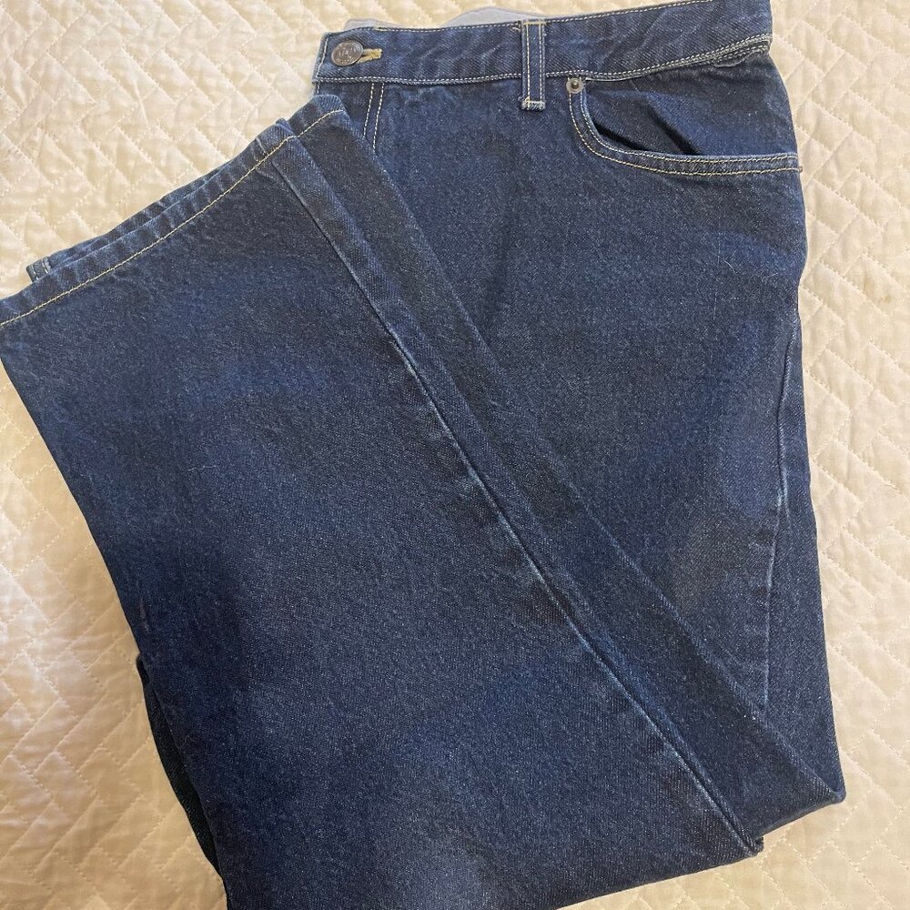 Lands End Size 16P, Original Fit, Comfort Waist, Boot leg Jeans. (J004)